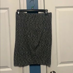 Grey heathered skirt
